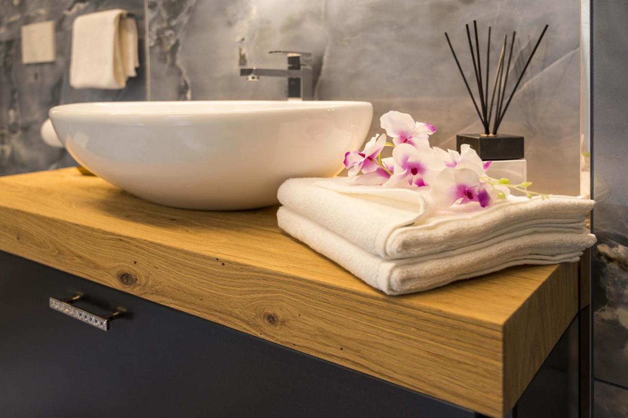 Vipverona Luxury Apartment - Royal Welcome Exterior photo